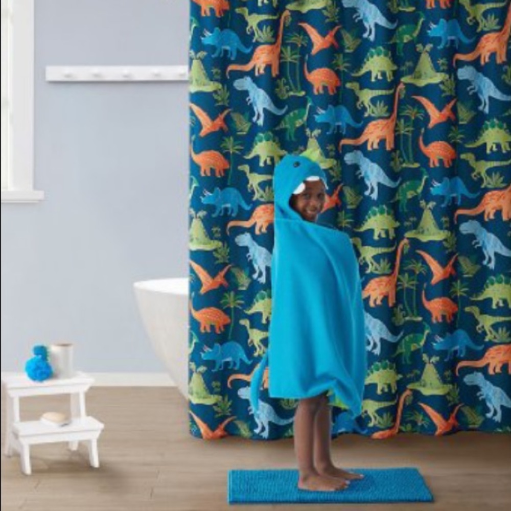 NWT-Olivia & Finn 5-Piece Kids Bath Set